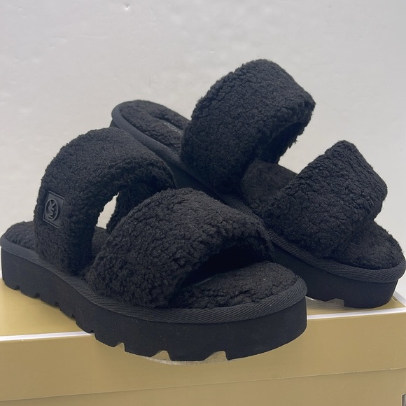 Michael Kors Black Faux Shearling Slides - Picture 4 of 16